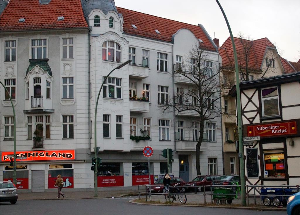 Ganz weit Draußen Bild